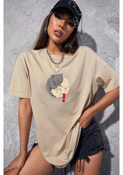 Kedi Baskılı T-Shirt