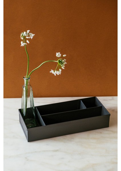 Minimalist ve Şık Tasarımlı Metal Siyah Renkli Çok Amaçlı Organizer Kutu