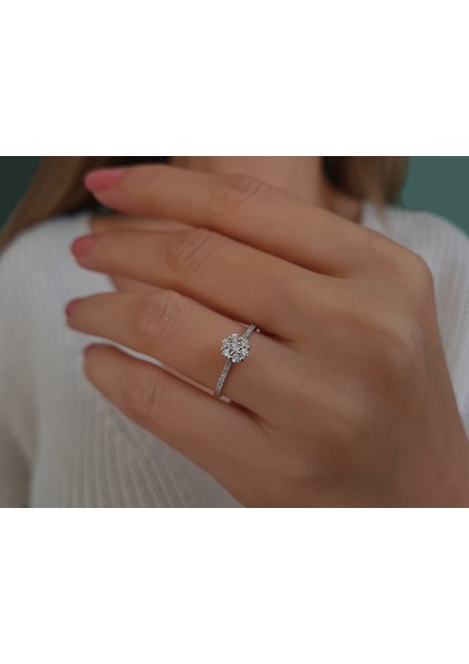 0,32 Karat Pırlanta Taşlı Iberia Yüzük modelleri