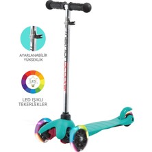 Triathlon T138 7 Renk LED Işıklı 3 Tekerlekli Yükseklik Ayarlı Scooter - Mavi