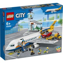 LEGO® City Yolcu Uçağı 60262 Yapım Seti (669 Parça)
