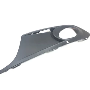 Volkswagen Jetta 2011 - 2014 Sis Farı Çerçevesi Sisli Sağ Izgara