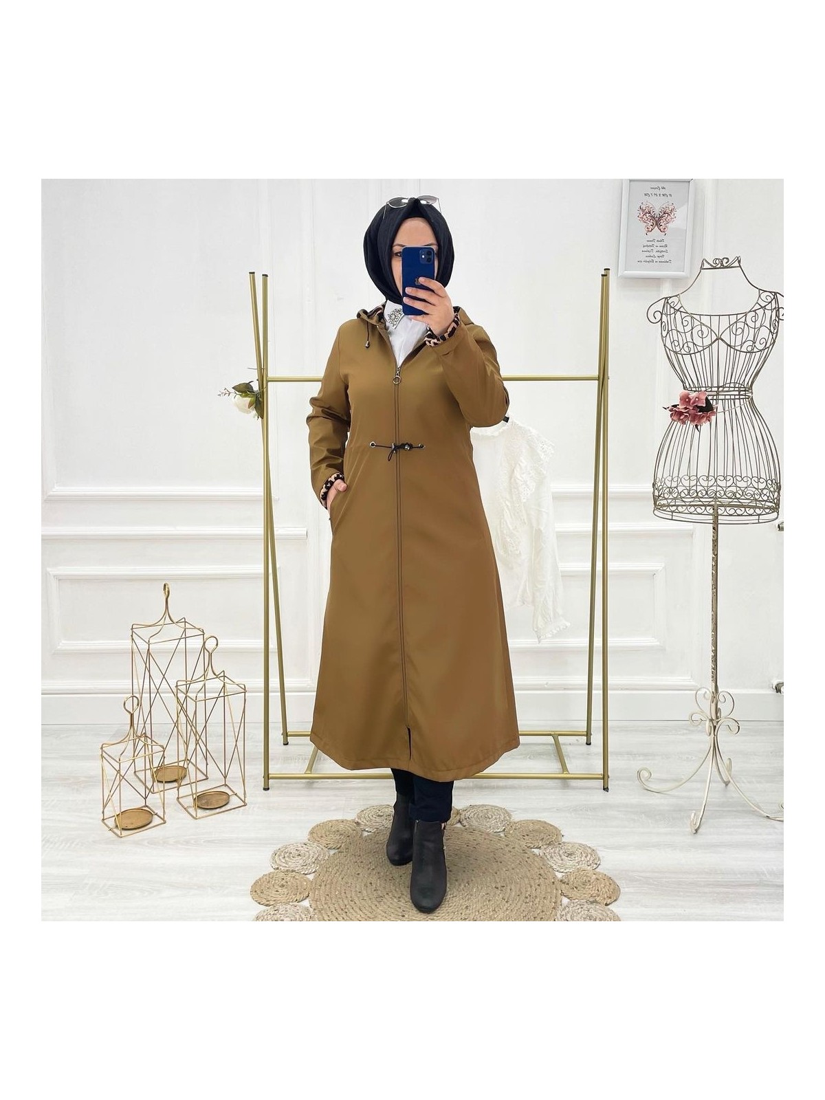 Vibeys Collection Taba Içi Leopar Desenli ve Kendinden Astarlı Su Geçirmez Kadın Trençkot