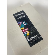 Butik Sosyetik Mutlu Yıllar Yazılı Kutu Kapama 14,5 cm Yapışkanlı Etiket 50 Adet