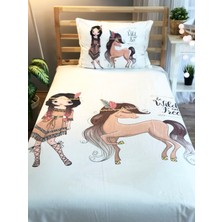 Lolla Evmila Maceracı Kız ve Atı Kadife Dekoratif Örtü 145