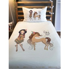 Evmila Maceracı Kız ve Atı Dekorafit Örtü 41