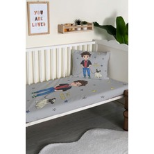 Evmila Köpek ve Çocuk Desenli Kadife Dekoratif Bebek & Çocuk Yatak Örtüsü