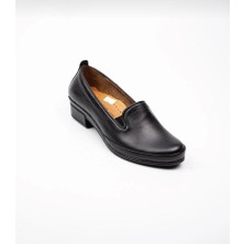 Çiğdem Kundura Çiğdem Siyah Hakiki Deri Yanları Lastikli Kadın Topuklu Ortopedik Günlük Ayakkabı - Siyah - 37 - ST02171-SİYAH-37