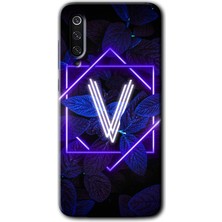 MRC İletişim Xiaomi Mi 9 Se Kılıf Hd Desen Baskılı Arka Kapak - Dark Neon Yaprak V Harfi