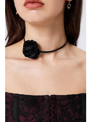 New Obsessions Siyah Gül Choker Kolye