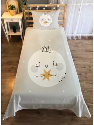 Evmila Taçlı Ay Desenli Dekoratif Yatak Örtüsü