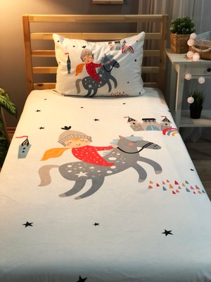 Evmila Atlı Prens Dekorafit Örtü 139