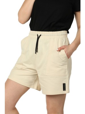Defy's Kadın Beli Lastikli Cepli Etiket Detaylı Regular Fit Şort Bej