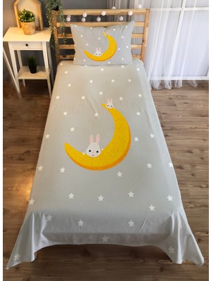 Evmila Ay ve Tavşan Desenli Tek Kişilik Kadife Yatak Örtüsü -Gri