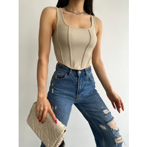 Kare Yaka Korse Görünümlü Crop Top Bluz Bej