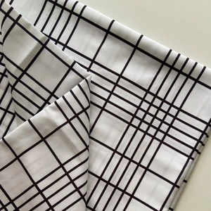 Ak-teks Tekstil Kare Desenli Ev Dekorasyon Kumaşı ( 135 cm En )