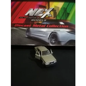 1/36 Volvo 240 Gl (Net)