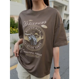 Kadın Kahverengi The Discover Baskılı Oversize Tişört