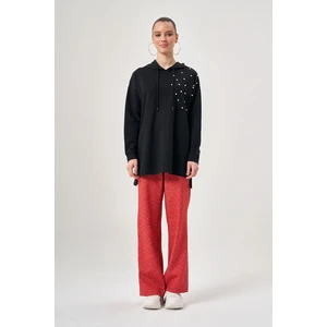 Omuzu Incili Siyah Sweatshirt