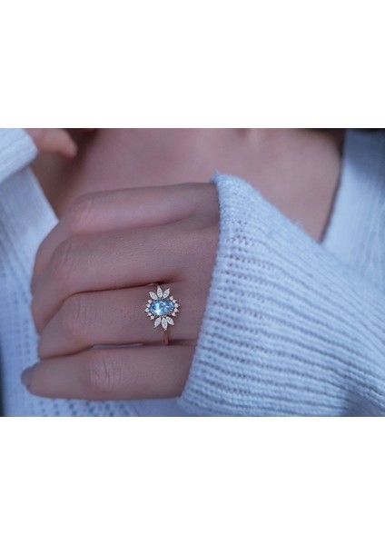 Markiz Kesim Pırlanta ve Oval Akuamarin Taşlı Yüzük modelleri