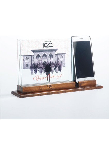 100. Yıl Anısına Takvimli Telefon Destekli 3 Boyutlu Dekoratif Cam Obje