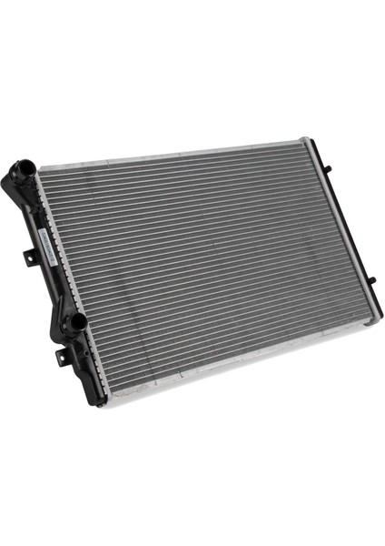 Volkswagen Golf 5 2004-2008 Model Arası 1.4 Tsı Motor Su Radyatörü Behr Marka 1K0121253BB