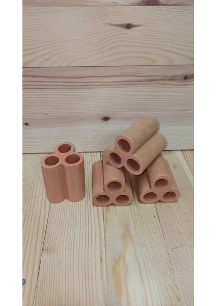 Üç Gözlü Karides Küpü