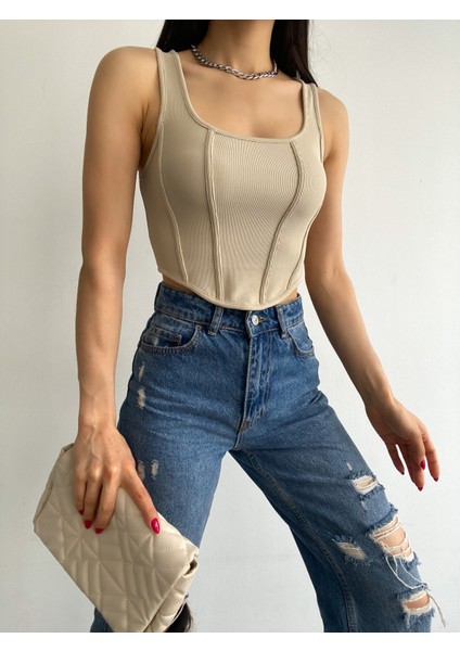Kare Yaka Korse Görünümlü Crop Top Bluz Bej