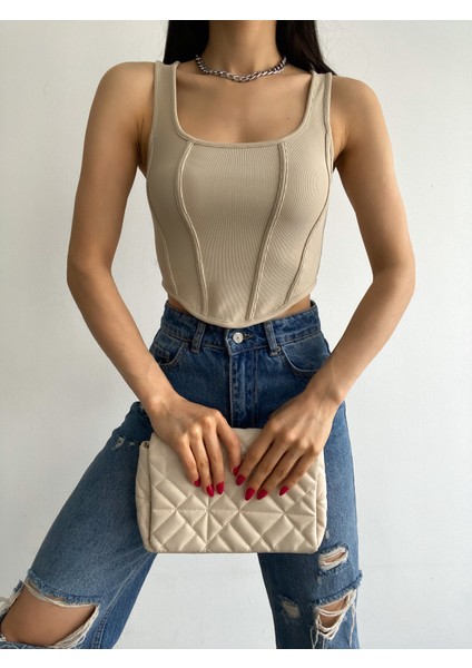 Kare Yaka Korse Görünümlü Crop Top Bluz Bej