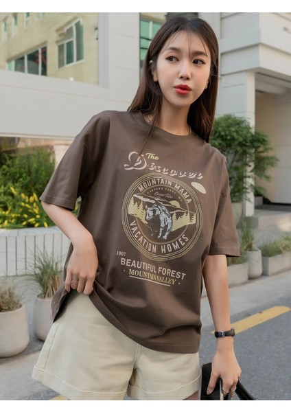 Kadın Kahverengi The Discover Baskılı Oversize Tişört indirimleri