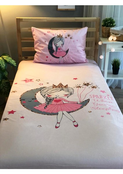 Evmila Dekoratif Desenli Çocuk Yatak Örtüsü
