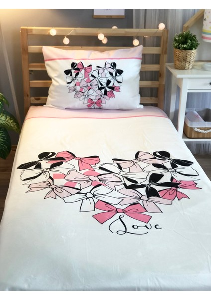 Evmila Kalpli Model Kadife Dekoratif Örtü 184