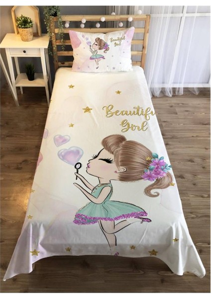 Baloncuk Çıkartan Kız Desenli Çocuk Yatak Örtüsü