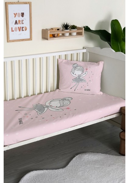 Prenses Desenli Kadife Dekoratif Bebek Beşik Örtüsü