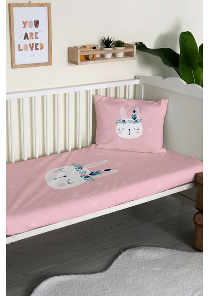 Tavşan Desenli Kadife Dekoratif Bebek & Çocuk Yatak Örtüsü