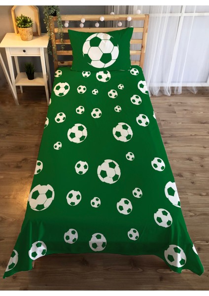 Futbol Topu Desen Baskılı 140X220 cm Dekoratif Yatak Örtüsü Yeşil