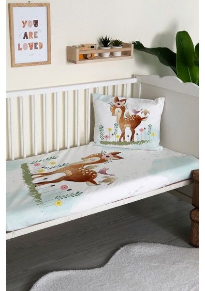 Geyik Desenli Kadife Dekoratif Bebek Beşik Örtüsü