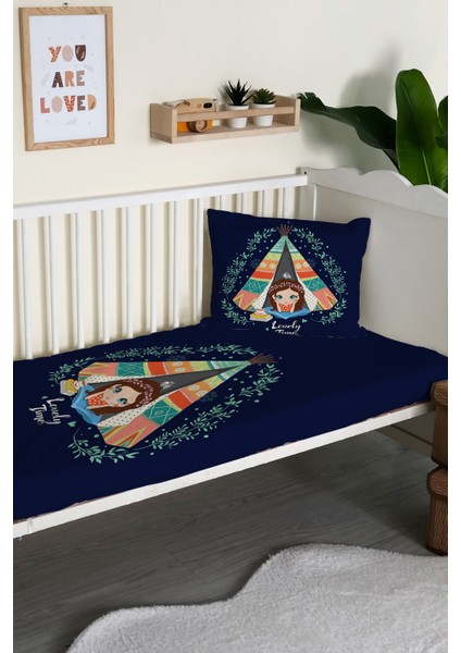 Çadır Desenli Kadife Dekoratif Bebek & Çocuk Yatak Örtüsü