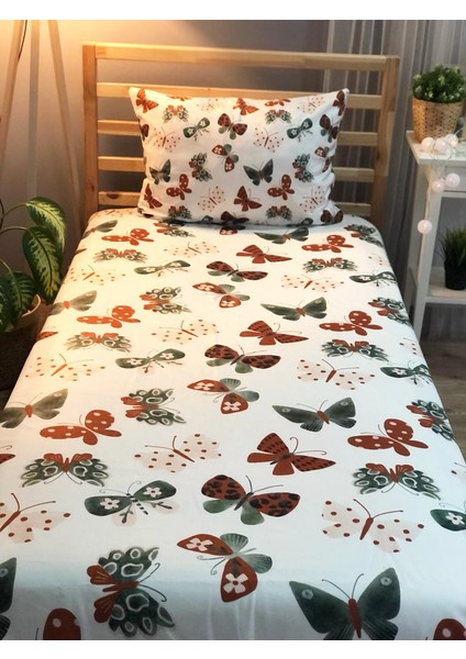 Evmila Dekoratif Desenli Çocuk Yatak Örtüsü