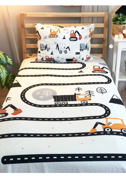Evmila Dekoratif Desenli Çocuk Yatak Örtüsü