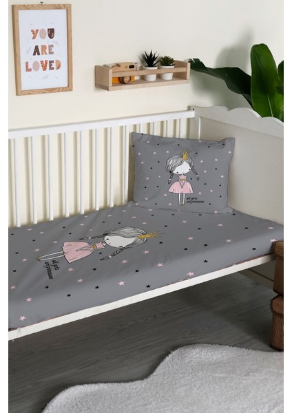 Prenses Desenli Kadife Dekoratif Bebek Beşik Örtüsü