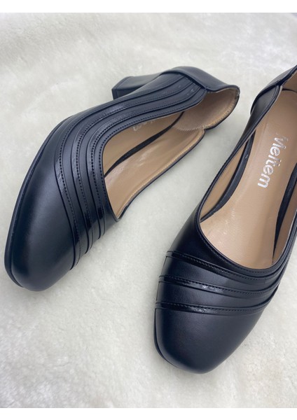 Çiğdem Siyah Deri Küt Burun Alçak Topuklu Ayakkabı (As4) - Siyah - 36 - ST02168-SİYAH-36 fırsatları