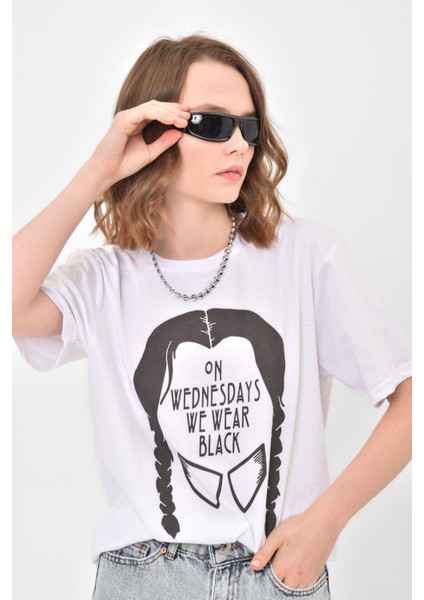 Wednesday Baskılı Oversize %100 Pamuk Kadın Tişört