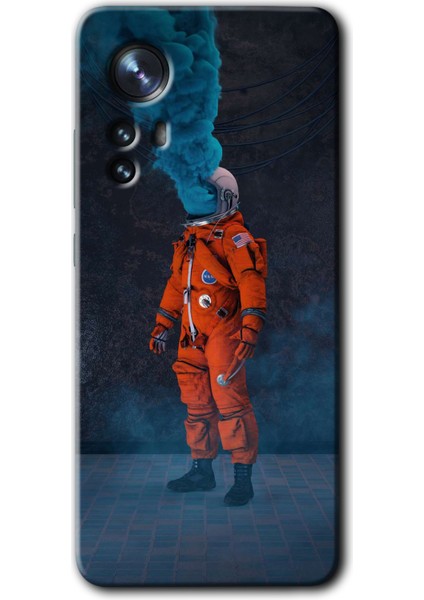 Xiaomi Mi 12 Kılıf Hd Desen Baskılı Arka Kapak - Smoke Astronot