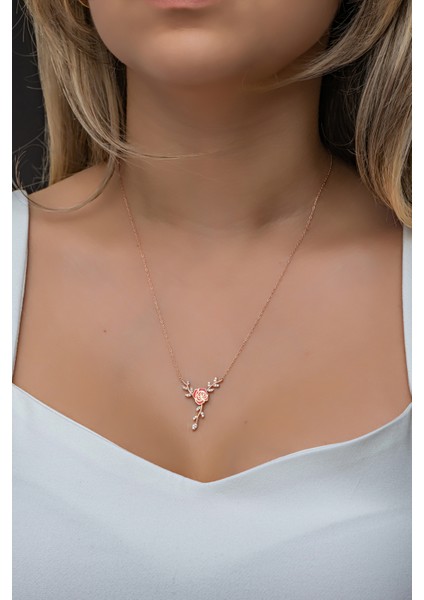 925 Ayar Gümüş Daldaki Kırmızı Gül Kolye modelleri