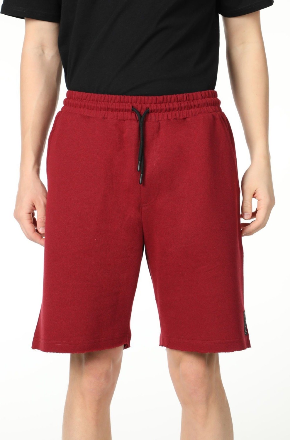 Defy's Erkek Paça Ve Etiket Detaylı Cepli Regular Fit Şort Siyah