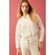 Parkkaron Nakış Detaylı Uzun Kol Gömlek