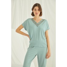 Monamise 18465 Kadın Kısa Kollu V Yakalı Dantelli Pijama Takımı -Yeşil