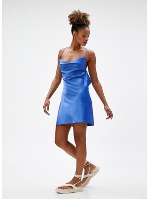 Koton Saten Elbise İnce Askılı Degaje Yaka Sırtı Bağlamalı