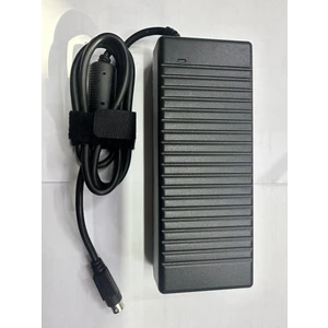 19 Volt 6.2 Amper 4 Pinli Adaptör 4 Pin 19 Volt 6.2 Amper Adaptör